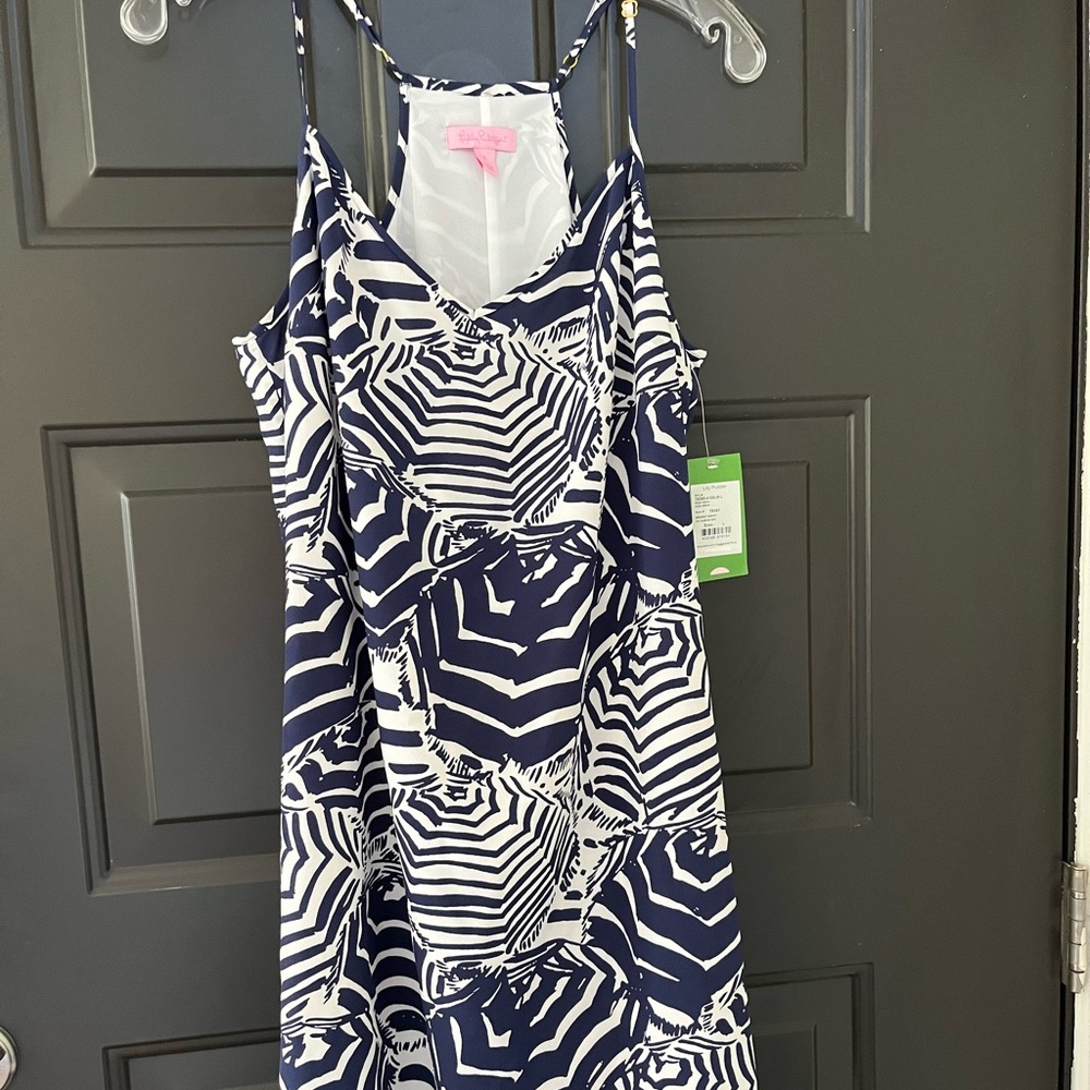 Black and white Lilly Pulitzer dress size Large.